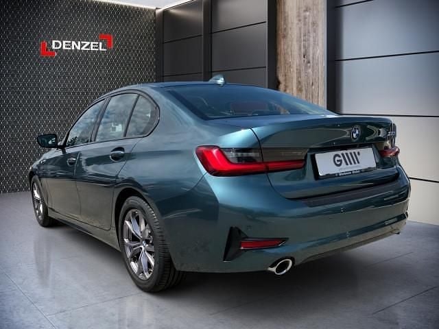 Gebraucht BMW 330 Advantage 258 PS (189 kW) 2020 Blau Limousine