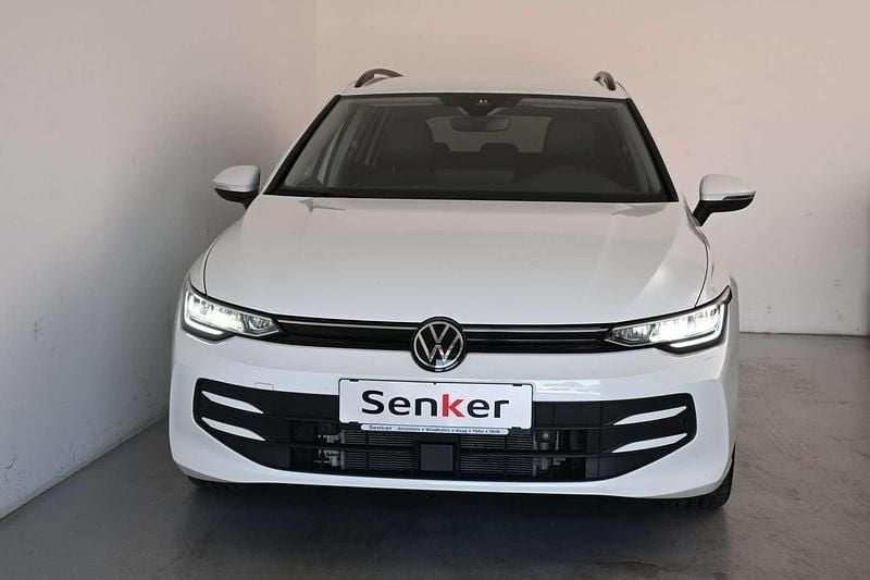 Gebraucht VW Golf VIII Business 116 PS (85 kW) 2025 Weiß Kombi