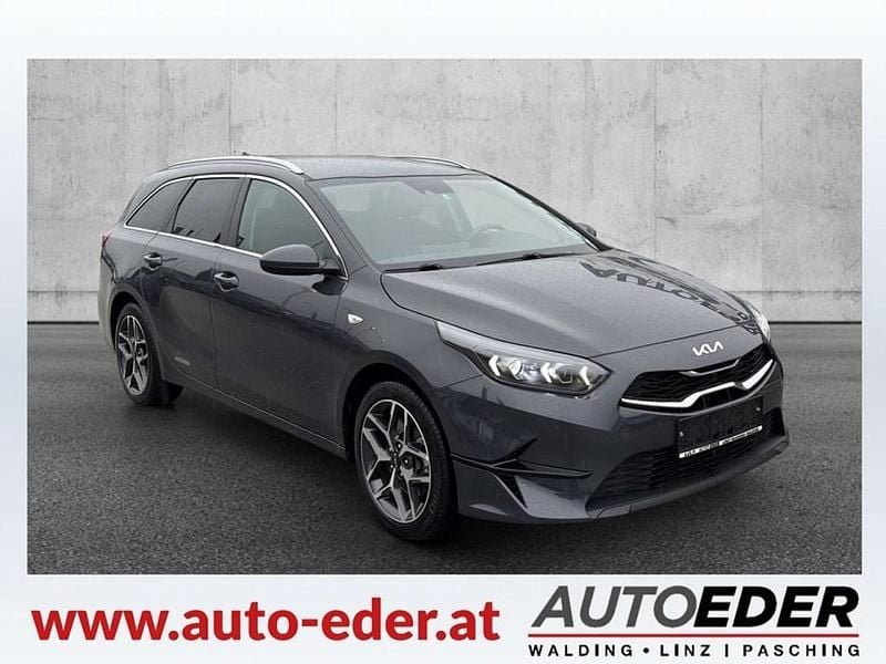 Gebraucht 2023 Kia Ceed Sportswagon Silver Kombi | € 20.680 (Etwas zu teuer) - Bild 1/4