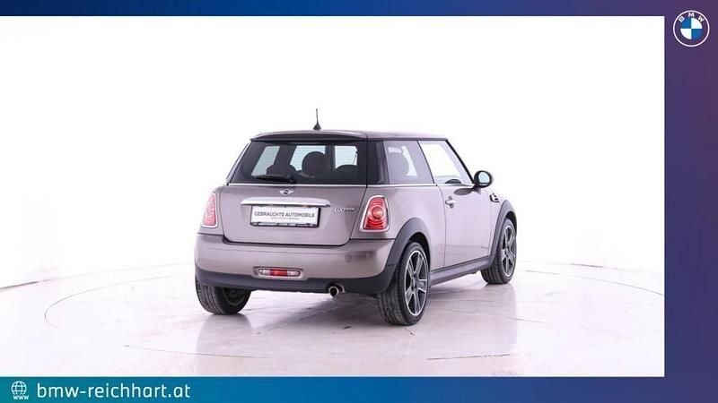 Gebraucht Mini Cooper 122 PS (89 kW) 2013 Velvet silver Kleinwagen
