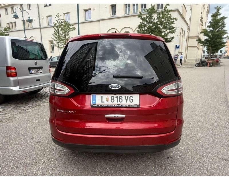 Gebraucht Ford Galaxy Titanium 189 PS (139 kW) 2021 Rot Van / Kleinbus
