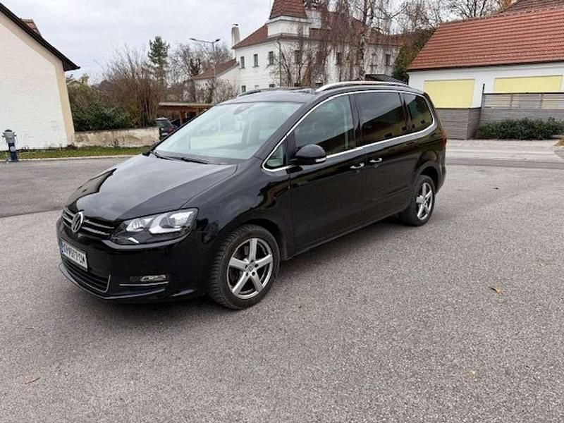 Schwarz Gebraucht 2017 VW Sharan Highline Van / Kleinbus | € 19.999 (Fairer Preis) - Bild 1/4