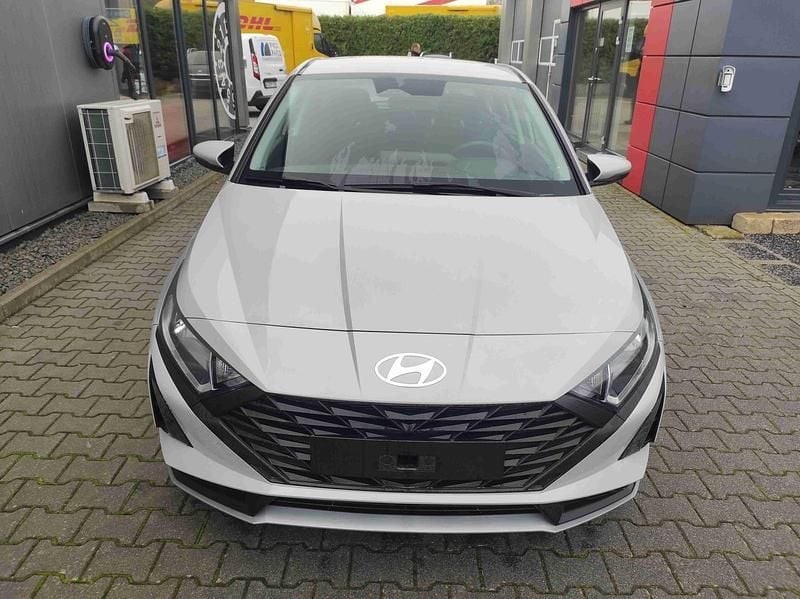 Neu Hyundai i20 79 PS (58 kW) 2025 Blau Kleinwagen