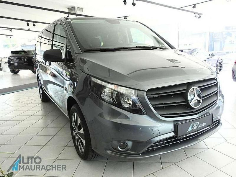 Gebraucht Mercedes Vito 190 PS (139 kW) 2023 Grau Van