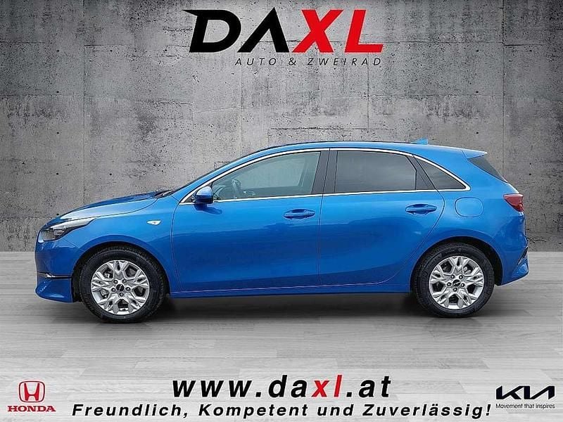 Gebraucht Kia Ceed Silver 101 PS (74 kW) 2024 Blau Kleinwagen