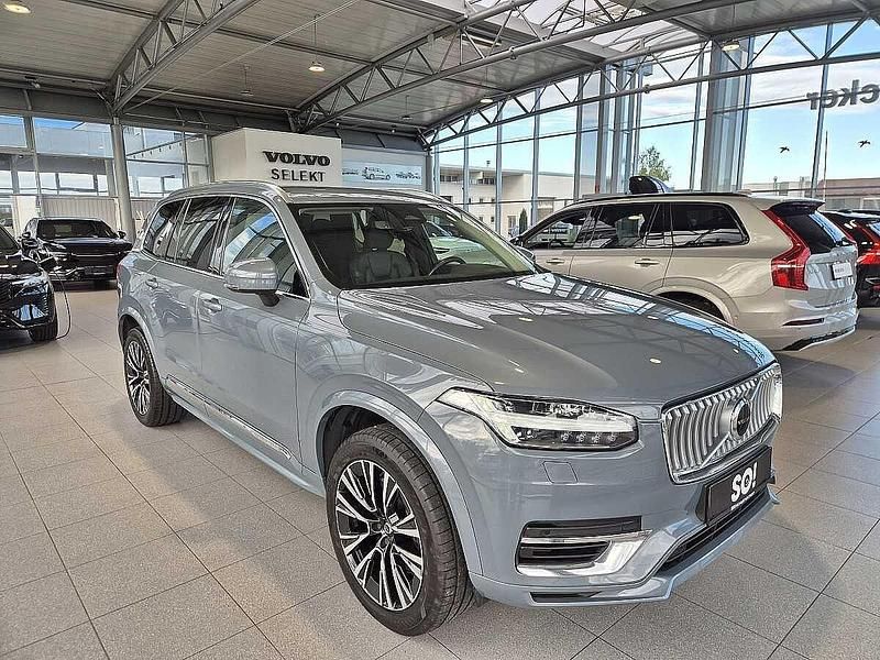 Grau Gebraucht 2022 Volvo XC90 SUV | € 39.990 (Fairer Preis) - Bild 1/4
