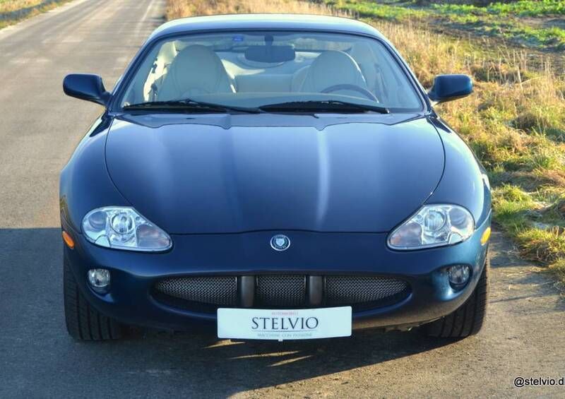 Gebraucht Jaguar XK8 284 PS (208 kW) 2000 Blau Coupé