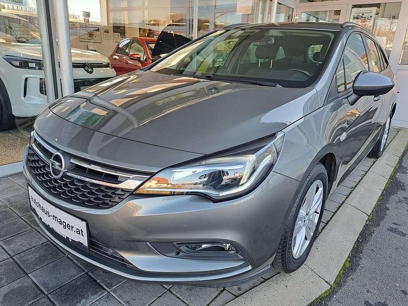 Grau Gebraucht 2018 Opel Astra Edition Kombi | € 10.890 (Fairer Preis) - Bild 1/4