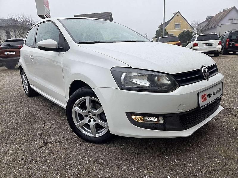 Weiß Gebraucht 2010 VW Polo Limousine | € 4.990 (Fairer Preis) - Bild 1/4