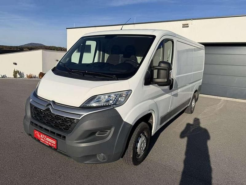 Weiß Gebraucht 2018 Citroën Jumper Van / Kleinbus | € 12.880 (Teuer) - Bild 1/4