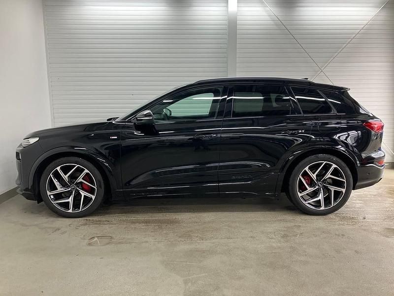 Gebraucht Audi Q6 e-tron 284 kW (387 PS) 2025 Schwarz  metallicperleffektno SUV