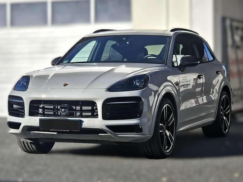 Grau Gebraucht 2021 Porsche Cayenne Sport SUV | € 82.999 (Fairer Preis) - Bild 1/4