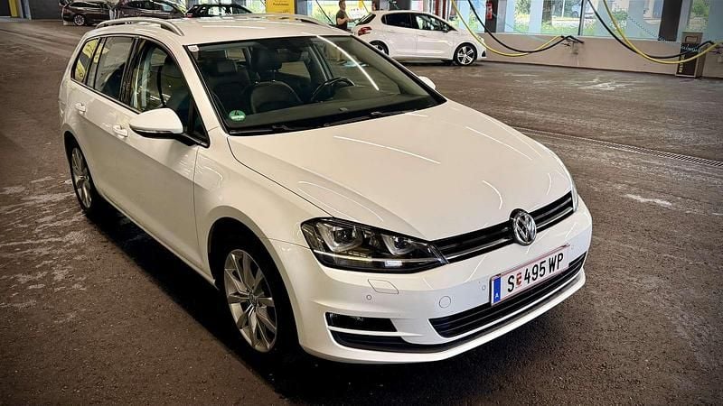 Gebraucht VW Golf VII Highline 125 PS (91 kW) 2016 Weiß Kombi