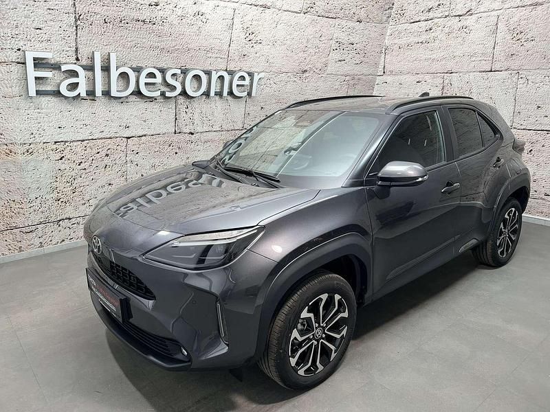 Grau Gebraucht 2025 Toyota Yaris Cross Active SUV | € 26.900 (Guter Preis) - Bild 1/4