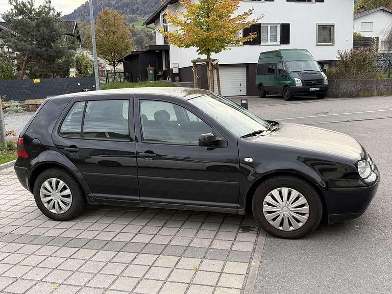 Gebraucht VW Golf IV 90 PS (66 kW) 2002 Limousine