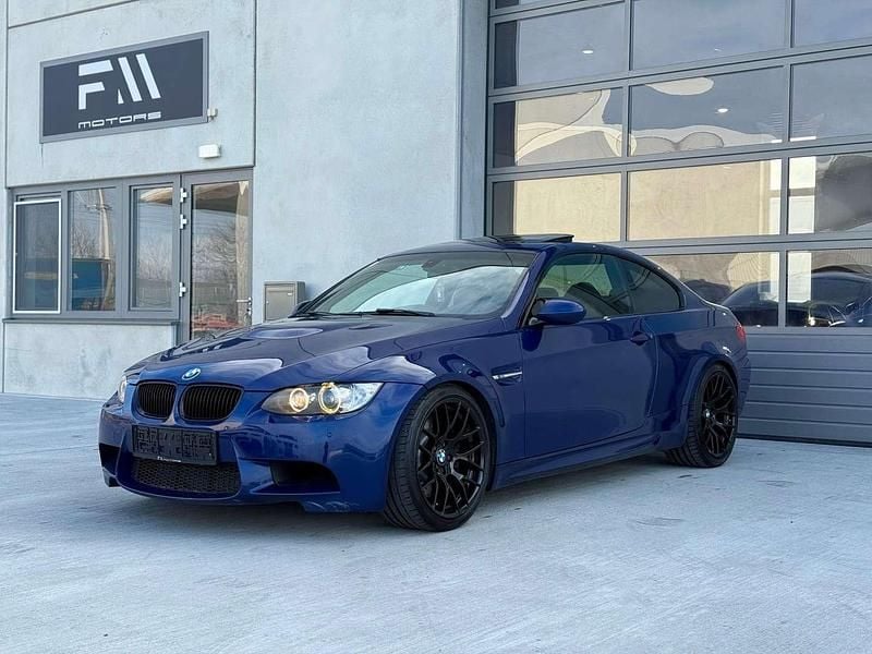 Blau Gebraucht 2010 BMW M3 Shadowline Coupé | € 34.999 - Bild 1/4