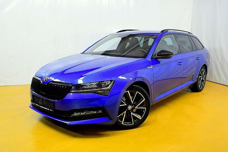 Blau Gebraucht 2023 Skoda Superb SportLine Kombi | € 25.990 (Fairer Preis) - Bild 1/4