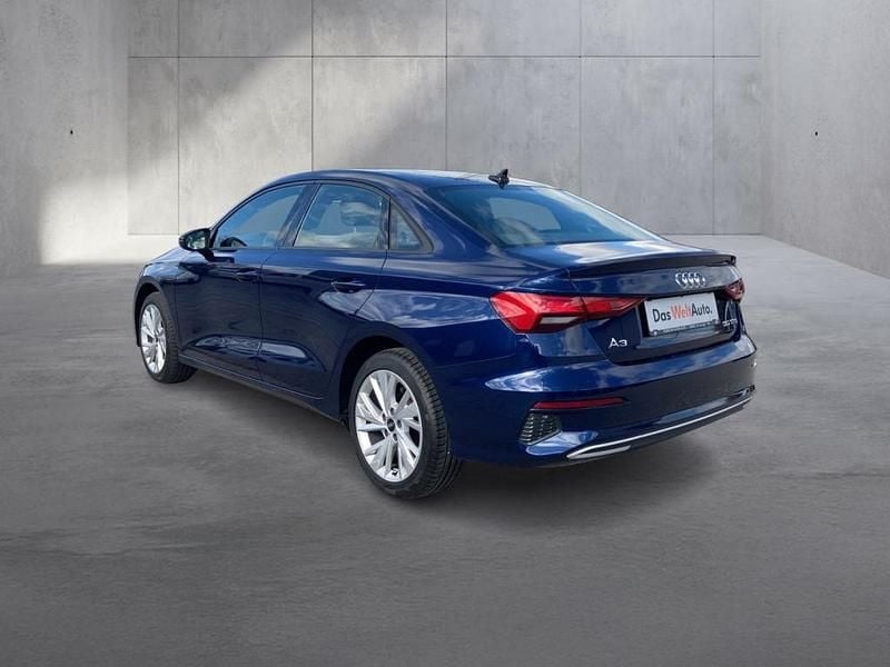 Gebraucht Audi A3 Advanced 110 PS (80 kW) 2022 Blau Limousine