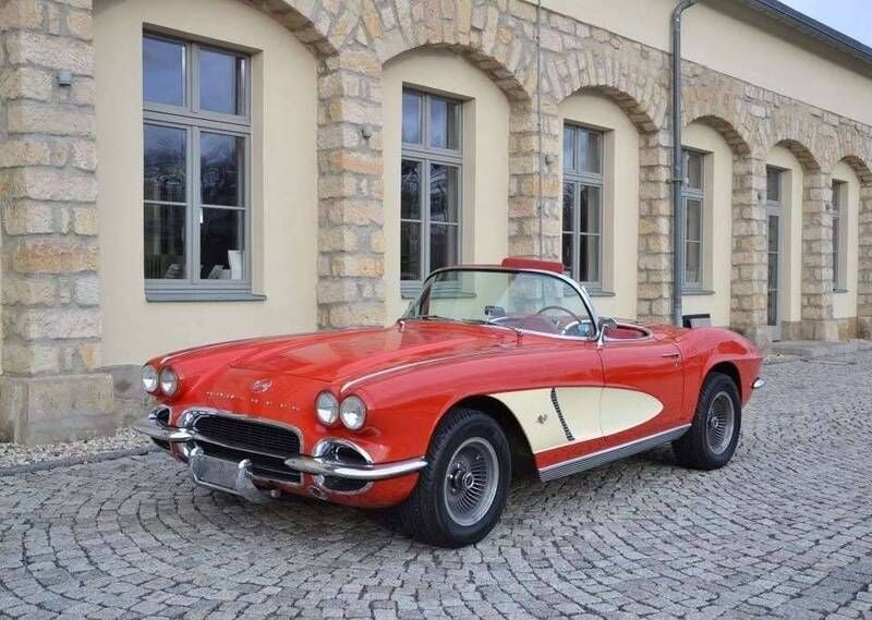 Rot Gebraucht 1962 Chevrolet Corvette Cabrio | € 89.000 - Bild 1/4