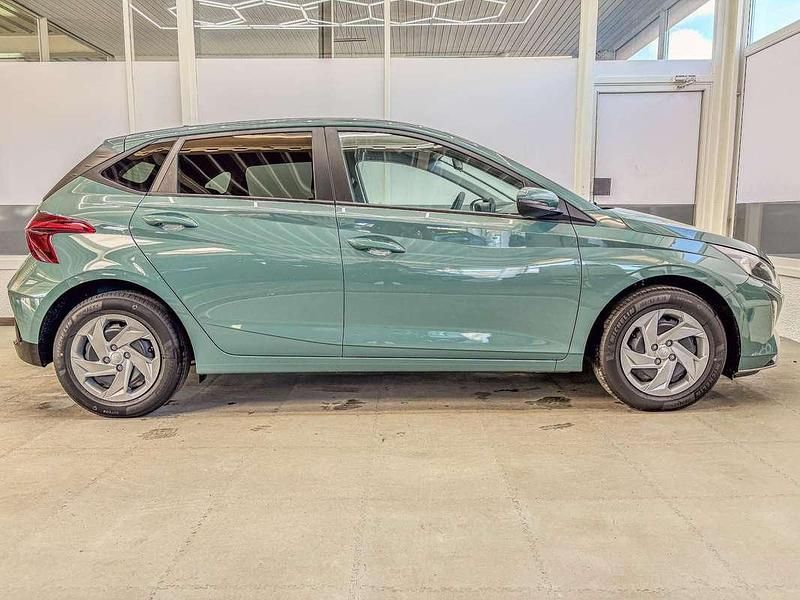 Neu Hyundai i20 Comfort 99 PS (72 kW) 2025 Rot Kleinwagen