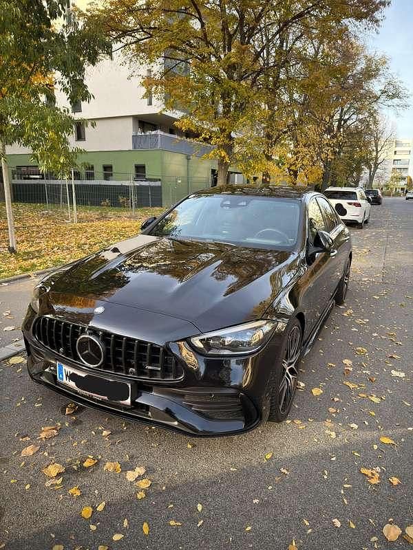 Gebraucht Mercedes C43 AMG AMG 408 PS (300 kW) 2024 Schwarz Limousine