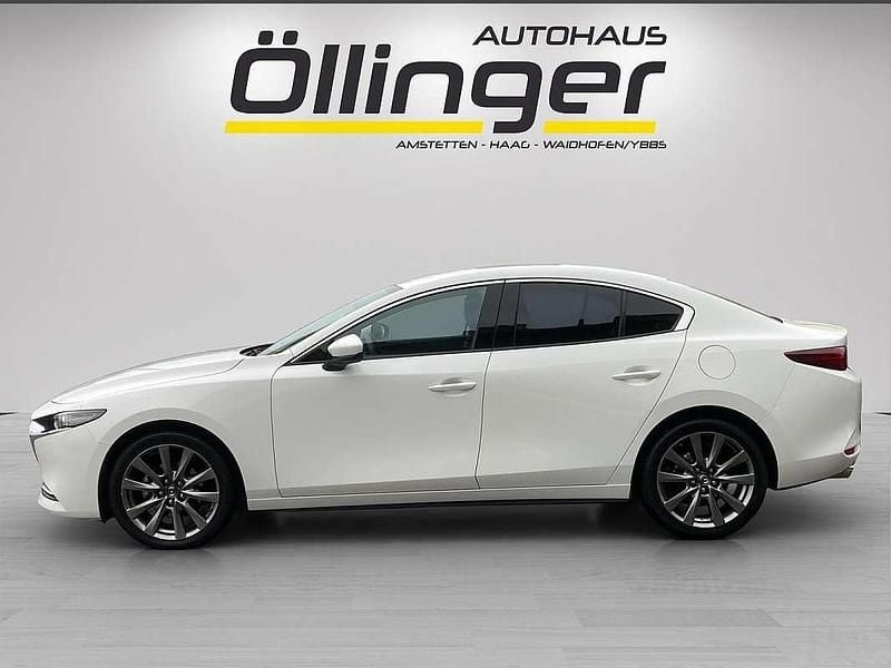 Gebraucht Mazda 3 186 PS (136 kW) 2022 Weiß Limousine
