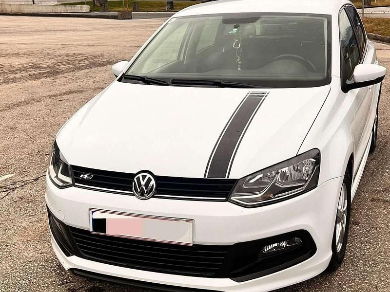 Weiß Gebraucht 2016 VW Polo Sport Limousine | € 5.500 (Fairer Preis) - Bild 1/4
