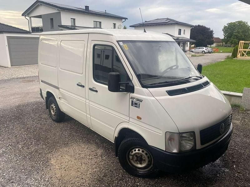 Gebraucht VW LT 131 PS (96 kW) 2001 Weiß Van