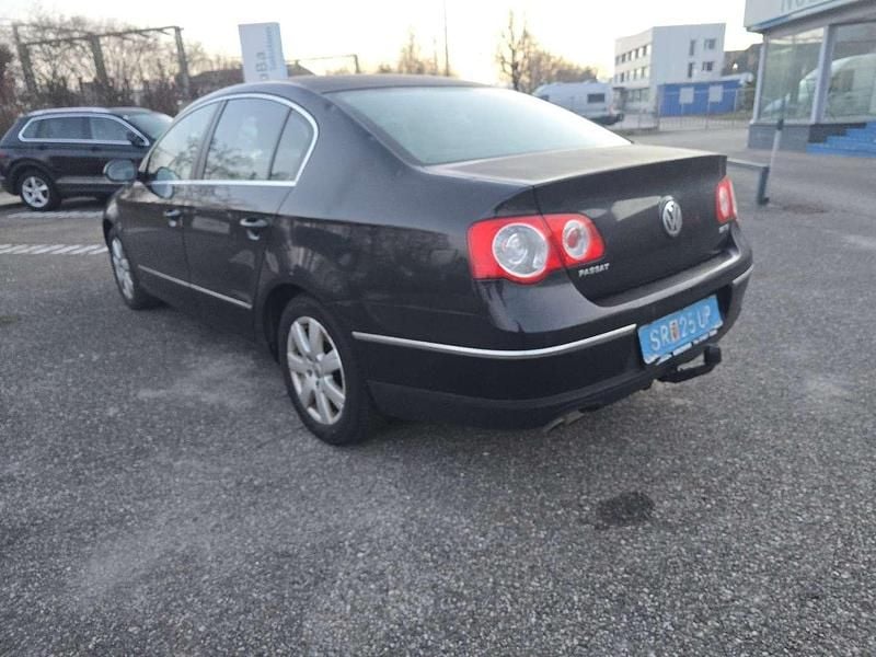 Gebraucht VW Passat 136 PS (100 kW) 2009 Schwarz Limousine