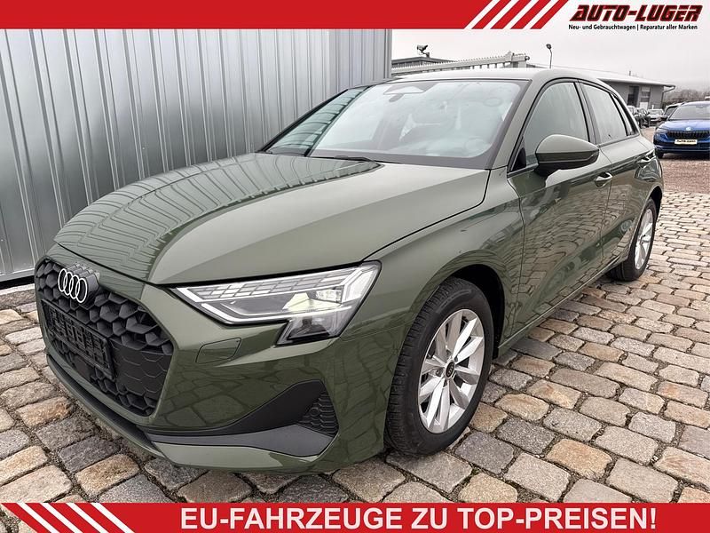 Neu Audi A3 2026 Distriktgrün metallic Limousine