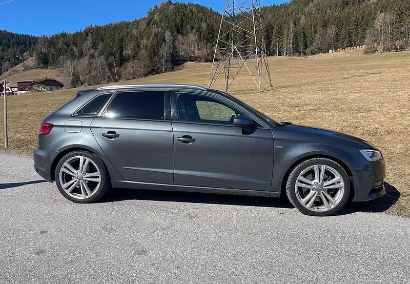 Gebraucht Audi A3 S-Line 150 PS (110 kW) 2014 Grau Kombi