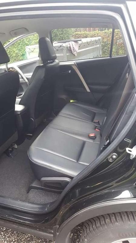 Gebraucht Toyota RAV4 Executive 151 PS (111 kW) 2013 Schwarz SUV