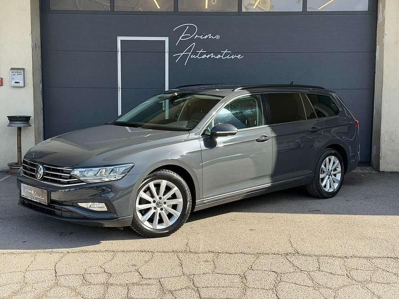 Gebraucht VW Passat 122 PS (89 kW) 2021 Grau Kombi