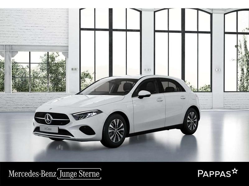 Polarweiß Gebraucht 2025 Mercedes A180 Edition Kleinwagen | € 31.900 (Fairer Preis) - Bild 1/2