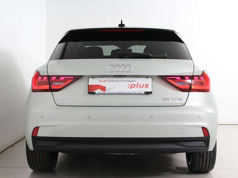 Neu Audi A1 95 PS (69 kW) 2025 Silber Kleinwagen