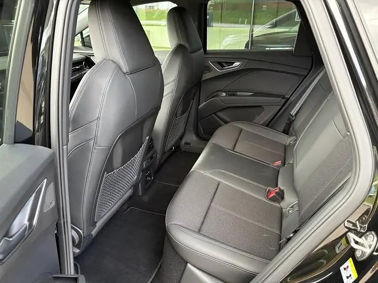 Gebraucht Audi Q4 e-tron Business 250 kW (340 PS) 2025 Schwarz  metallicperleffektno SUV