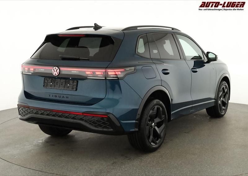 Neu VW Tiguan Style 193 PS (141 kW) 2025 Nightshade blue metallic SUV