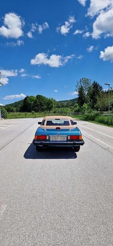 Gebraucht Mercedes 560 230 PS (169 kW) 1986 Grün Cabrio