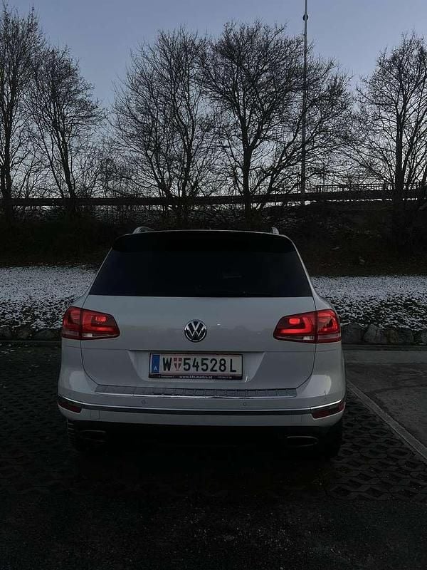 Gebraucht VW Touareg 262 PS (192 kW) 2015 SUV