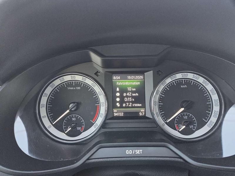 Gebraucht Skoda Octavia Scout 150 PS (110 kW) 2018 Weiß Kombi