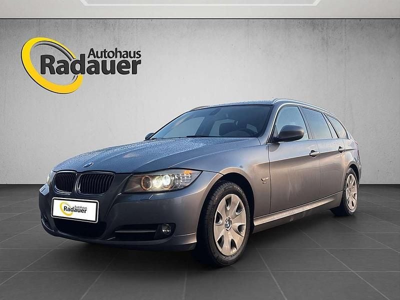 Grau Gebraucht 2012 BMW 316 Kombi | € 5.490 (Guter Preis) - Bild 1/4