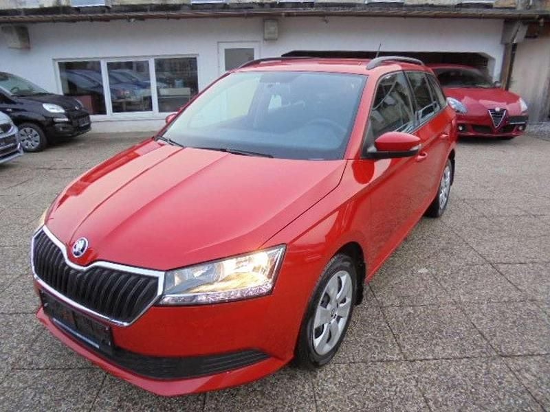 Rot Gebraucht 2019 Skoda Fabia Active Kombi | € 12.990 (Fairer Preis) - Bild 1/4