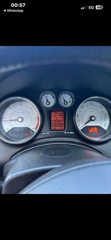 Gebraucht Peugeot 308 CC Active 140 PS (102 kW) 2010 Cabrio