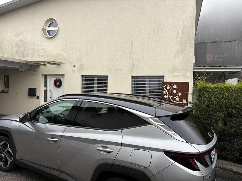 Gebraucht Hyundai Tucson 179 PS (131 kW) 2021 Silber SUV