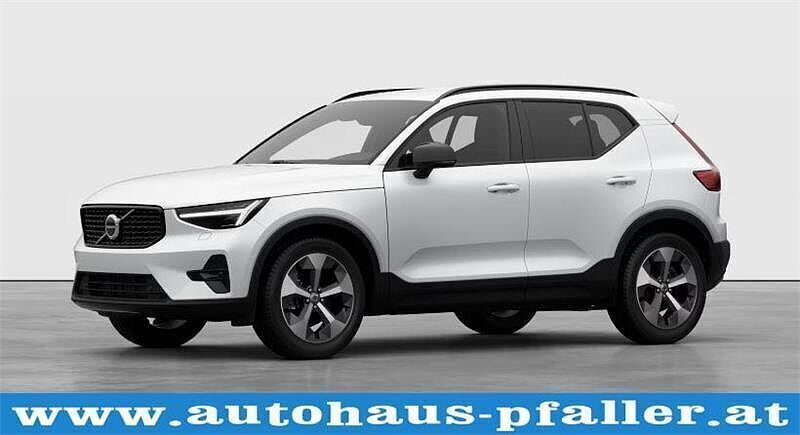 Neu Volvo XC40 163 PS (119 kW) 2025 Weiß SUV
