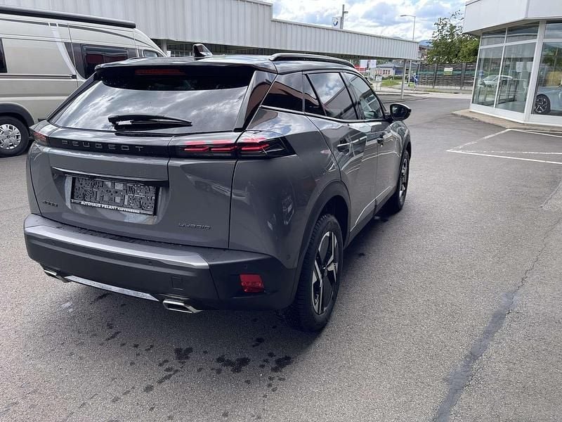 Neu Peugeot 2008 GT 136 PS (100 kW) 2025 Grau SUV