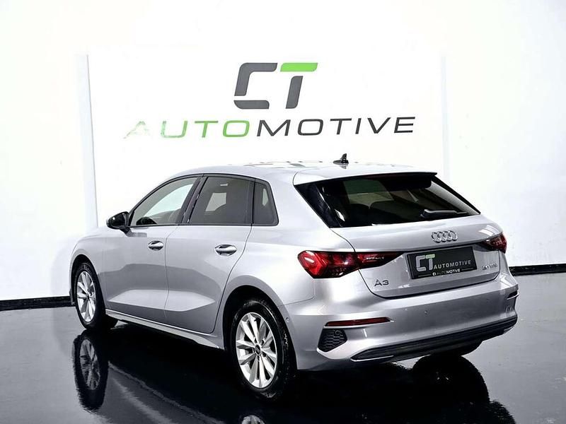 Gebraucht Audi A3 Ambiente 110 PS (80 kW) 2022 Grau Limousine