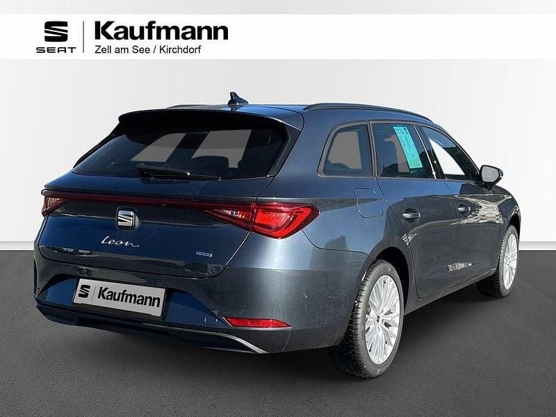 Neu Seat Leon Style 204 PS (150 kW) 2025 Dunkelgrau  metallicperleffekt Kombi
