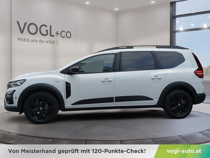 Gebraucht Dacia Jogger Extreme 110 PS (80 kW) 2022 Weiß Van / Kleinbus