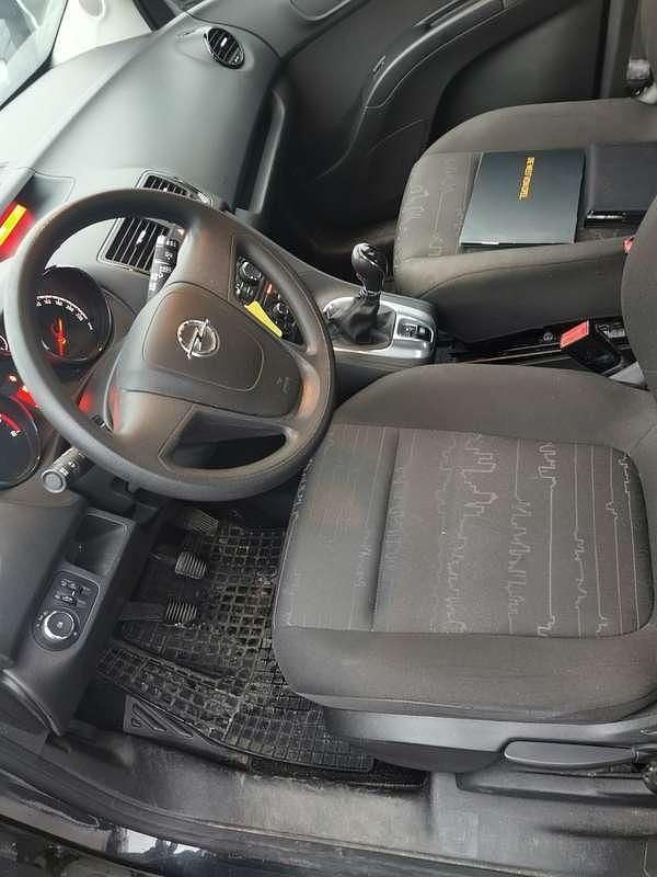 Gebraucht Opel Meriva 95 PS (69 kW) 2017 Schwarz Van / Kleinbus